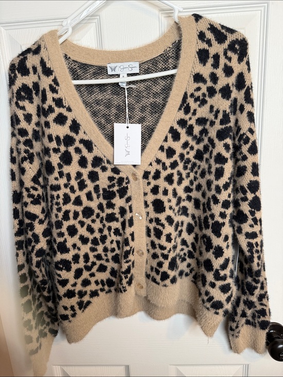 Jessica Simpson Sweaters - Jessica Simpson Beige and Black Leopard Print V-Neck Cardigan